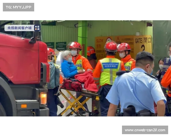 香港各界为火灾祈福，演艺人士调整活动安排，捐赠收益支援